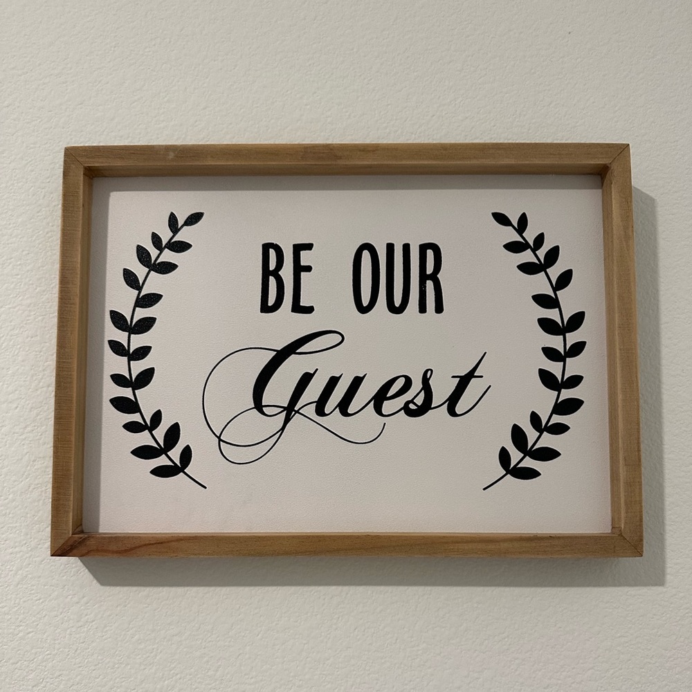 Guest Room Decor Hostess Hist Gift wall Decor